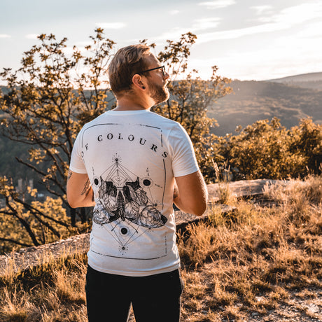 Of Colours - Moth - T-Shirt - Redfield Records